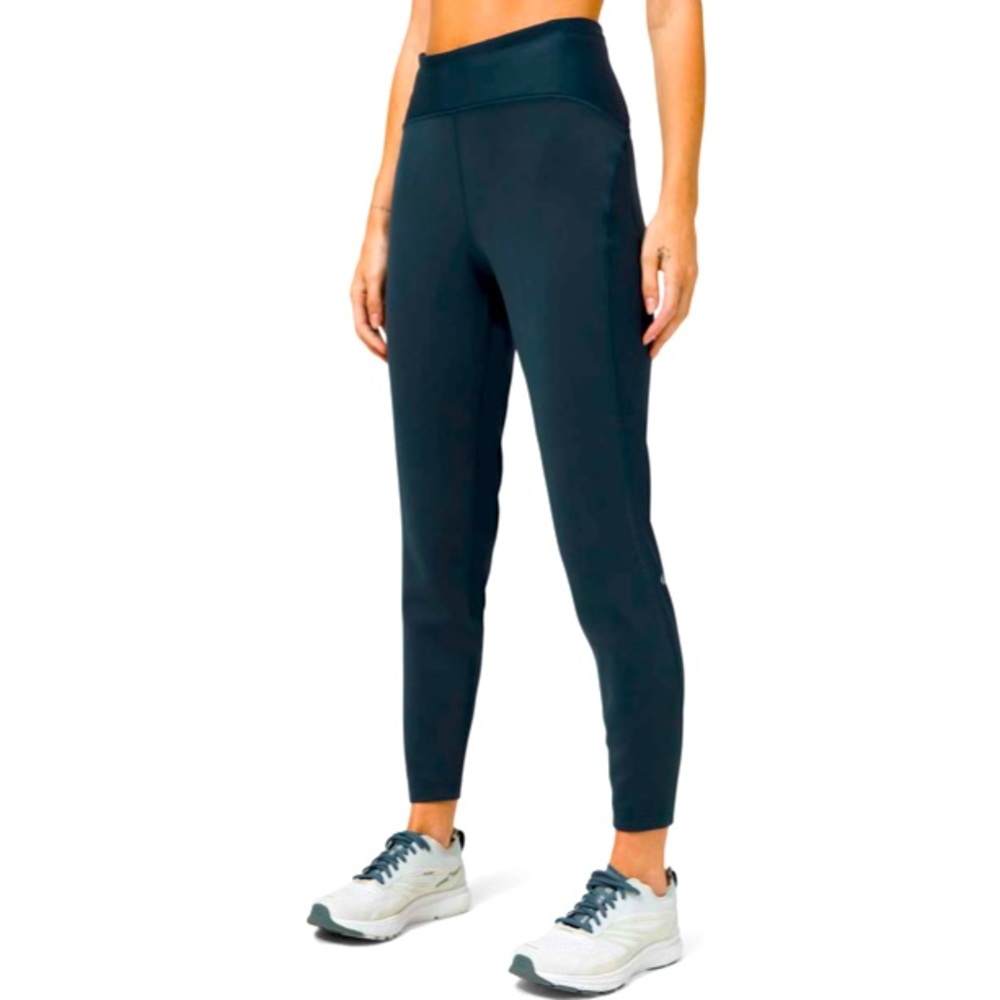 <SOLD > Lululemon Chase the Chill Super HR Pant